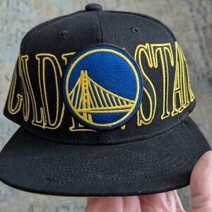 Mitchell & Ness Golden State Warriors Black and Yellow Embroidered Cap